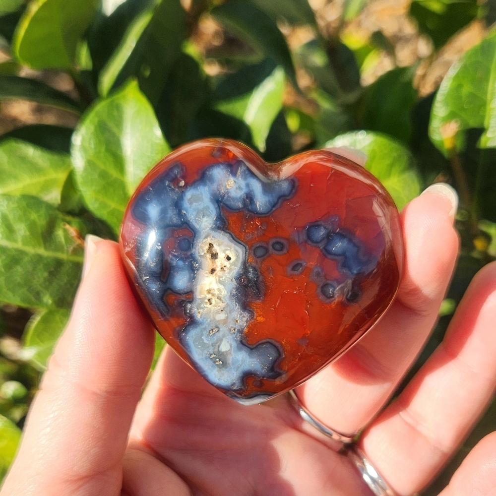 Carnelian crystal with Orca agate